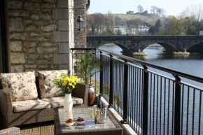 Luxury riverside apartment in Kendal